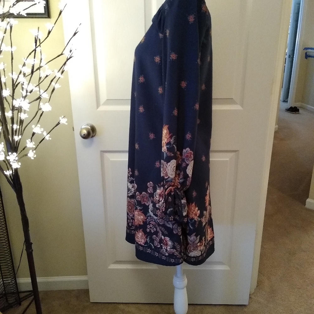 XHILARATION blue floral tunic dress. Size XS - Picture 4 of 8